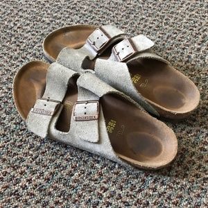 Birkenstock Arizona Taupe Suede Size 39 / Ladies 9